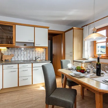 Farm stay Bio-bauernhof Niederlehen Fieberbrunn